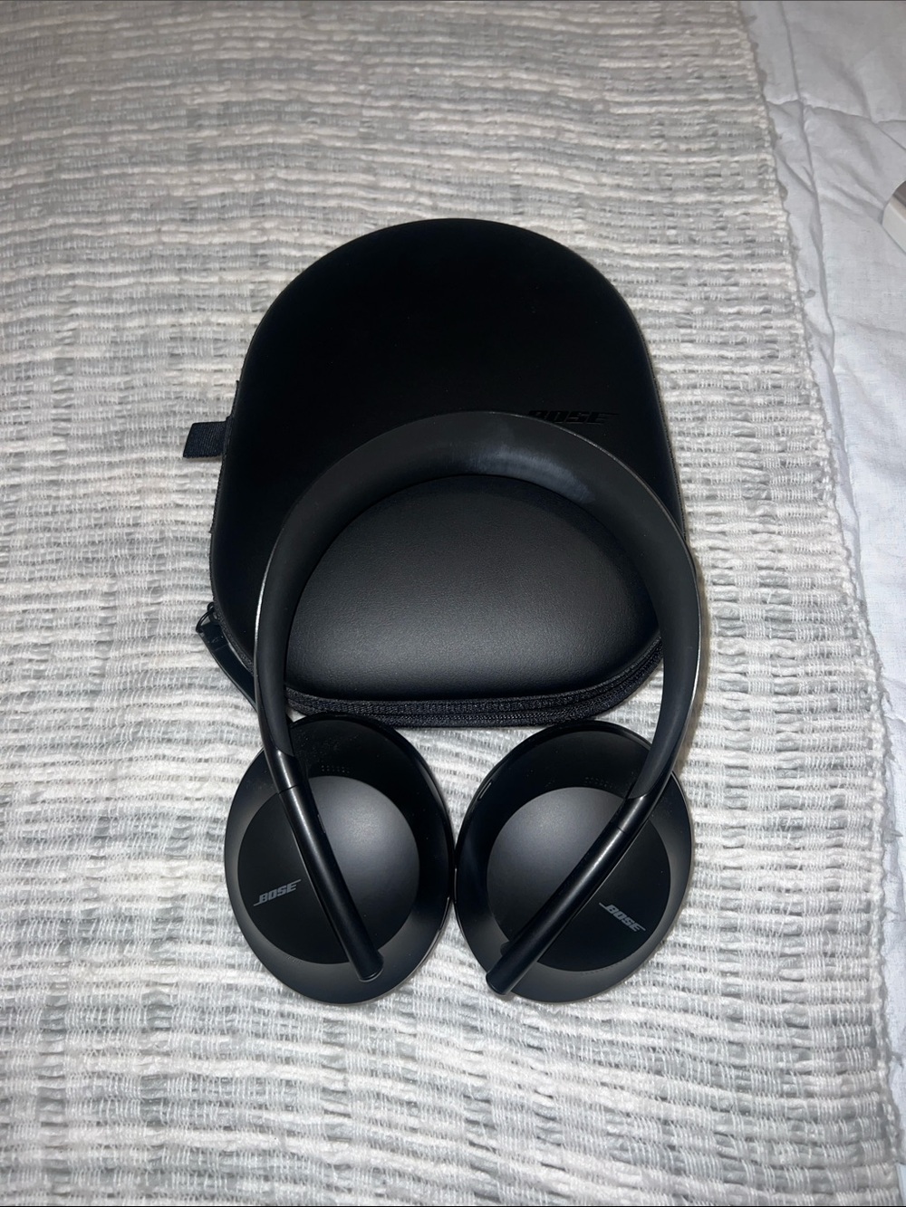Bose Over-Ear Wireless Headphones in Black with Carry Case